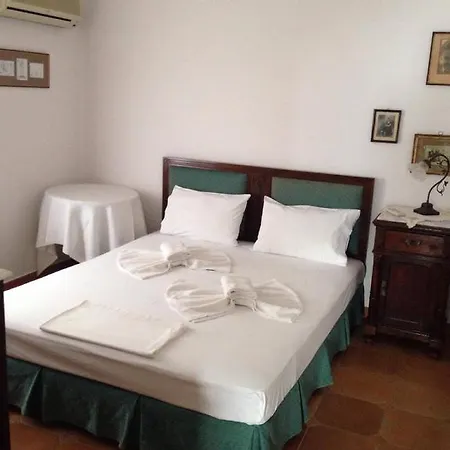 Pleoussa Studio And Apartments Skopelos Zewnętrze zdjęcie