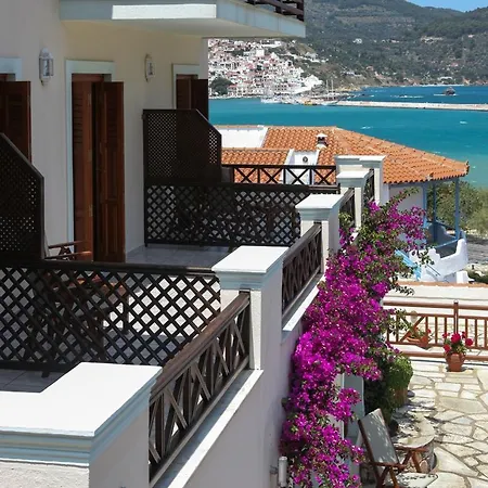 Pleoussa Studio And Apartments Skopelos Zewnętrze zdjęcie